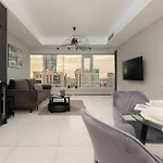 Apartament Luxurious Unique Tower With Skyline By Renters Prestige *