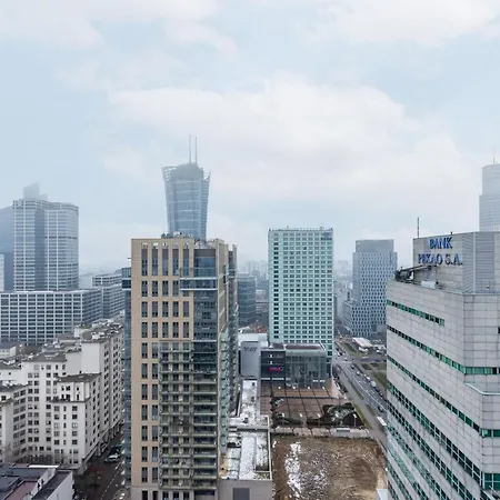 Apartamento Luxurious Unique Tower With Skyline By Renters Prestige