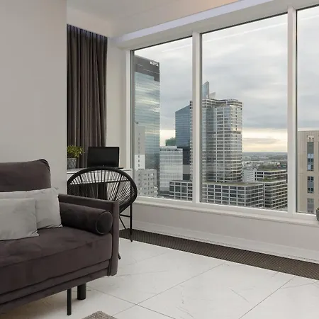Unique Tower Lux Residence City Skyline By Renters Prestige Varšava