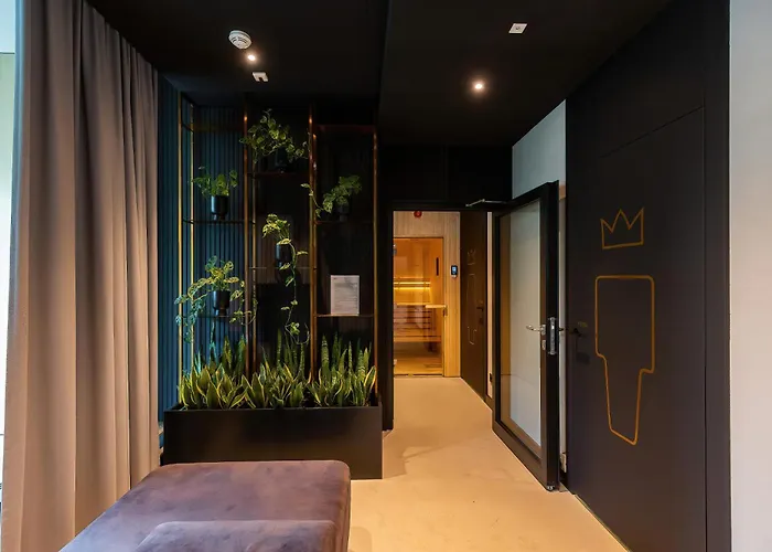 Luxurious Unique Tower With Skyline By Renters Prestige * وارسو