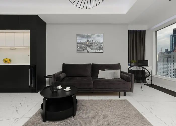 Luxurious Unique Tower With Skyline By Renters Prestige شقة وارسو