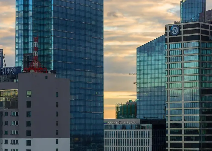 Luxurious Unique Tower With Skyline By Renters Prestige شقة