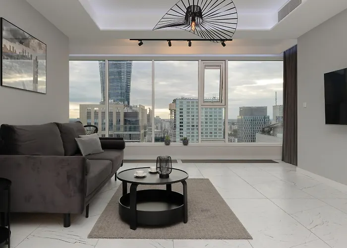 Luxurious Unique Tower With Skyline By Renters Prestige شقة وارسو